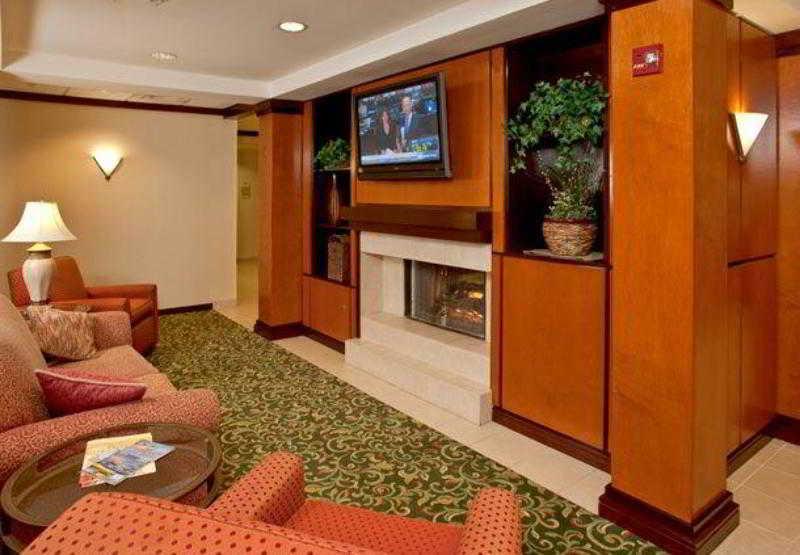 Fairfield Inn & Suites By Marriott Brunswick Freeport Interiér fotografie